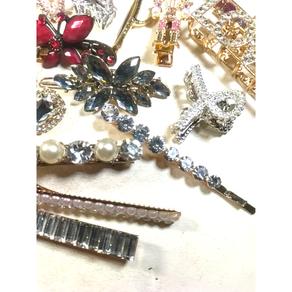 Junk Drawer Lot Hair Barrettes Tension Clips Bobby Pins Christmas Party Fun - Picture 14 of 16